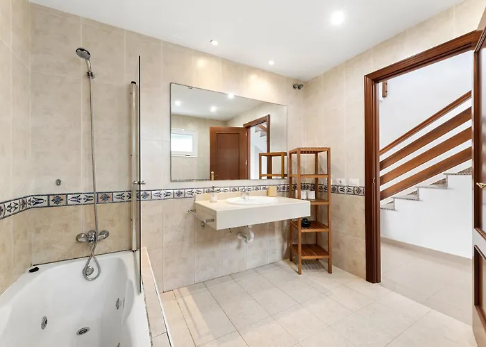 La Casa De La Playa 度假居 *